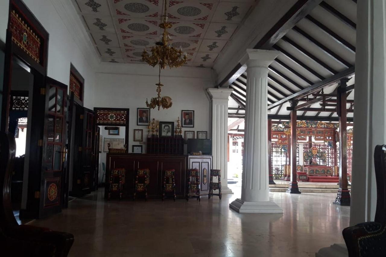 Koolkost At Tenggilis - Minimum Stay 30 Nights Surabaya Eksteriør bilde